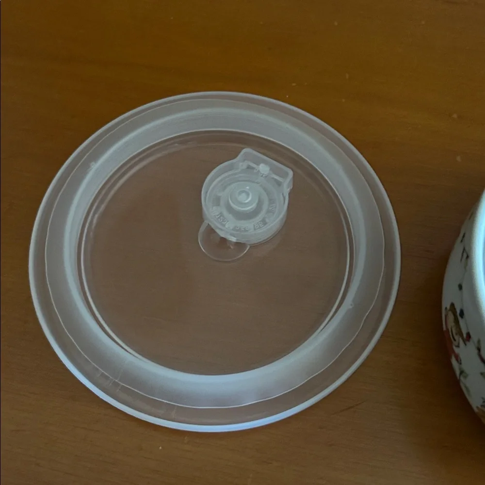 Peanuts Character Storage Bowl with Lid